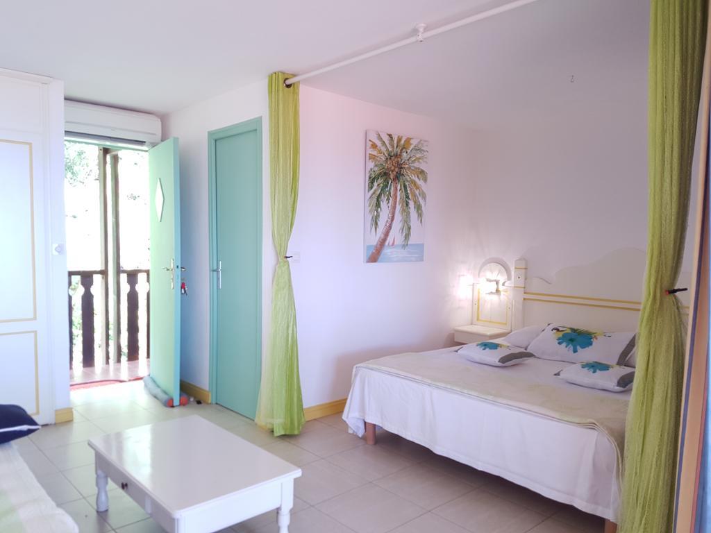 Les Hauts De Caritan 생트안느 외부 사진